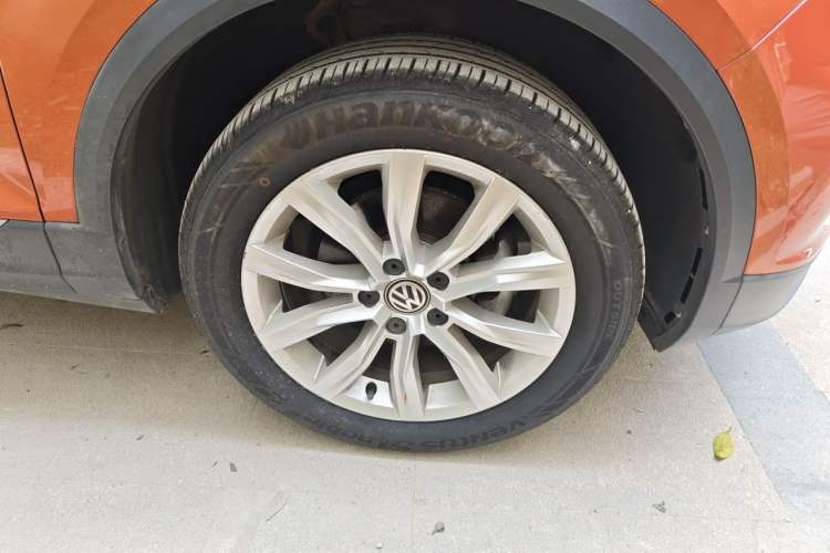 Used Volkswagen T-ROC 2018 230TSI DSG Two-Wheel Drive Advanced Version China V Standard Right Front Wheel Hub
