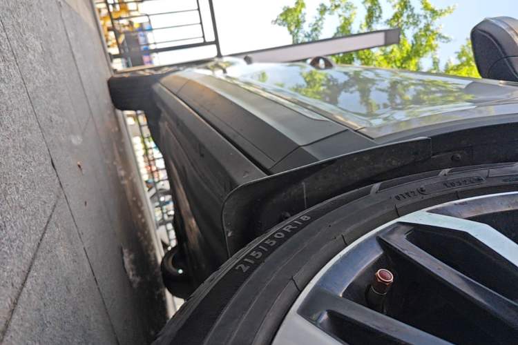 Used Volkswagen T-ROC 2018 280TSI DSG Two-Wheel-Drive Comfort Version China V Standard Right Side Sill