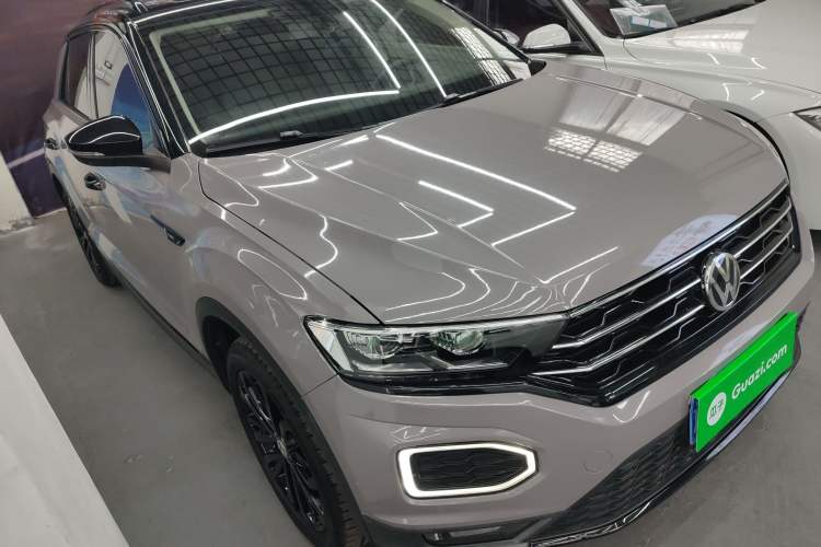 Used Volkswagen T-ROC 2018 280TSI DSG Two-Wheel-Drive Comfort Version China V Standard Exterior 2