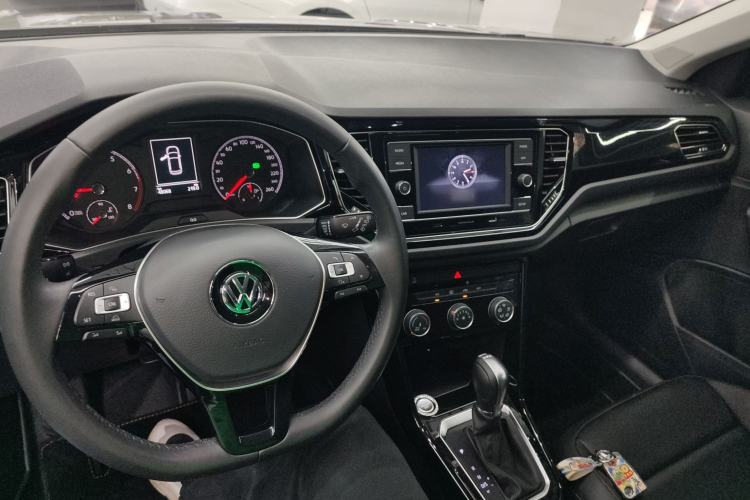 Used Volkswagen T-ROC 2018 280TSI DSG Two-Wheel-Drive Comfort Version China V Standard Interior 2