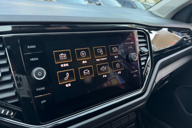 Used Volkswagen T-ROC 2018 280TSI DSG Four-Wheel Drive Comfort Version China V Standard Interior 2