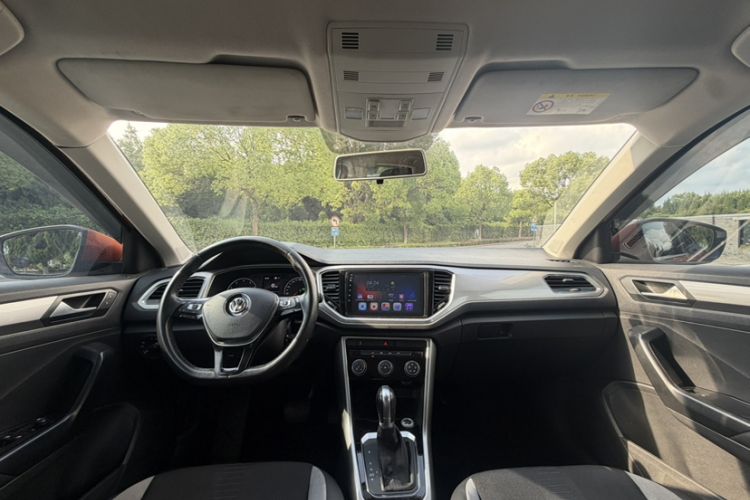 Used Volkswagen T-ROC 2018 280TSI DSG Two-Wheel Drive Advanced Version China V Emission Standard Exterior 10