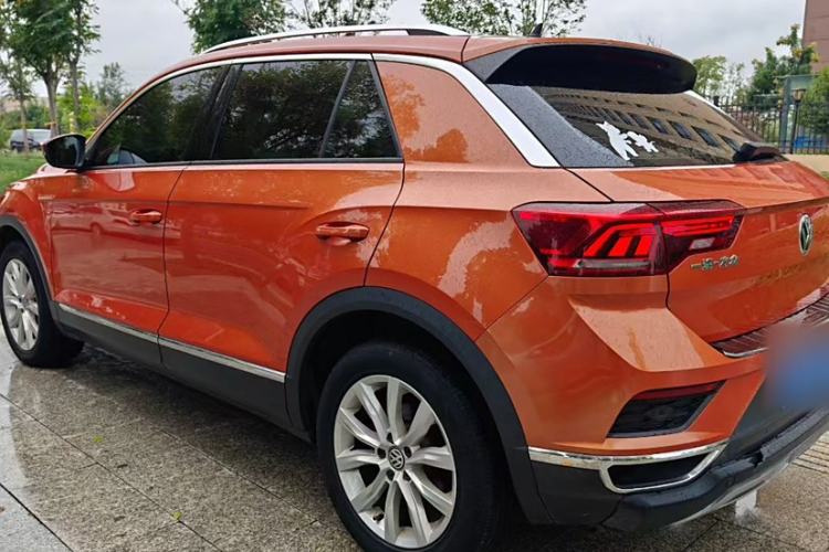 Used Volkswagen T-ROC 2018 230TSI DSG Two-Wheel Drive Advanced Version China V Standard Exterior 2