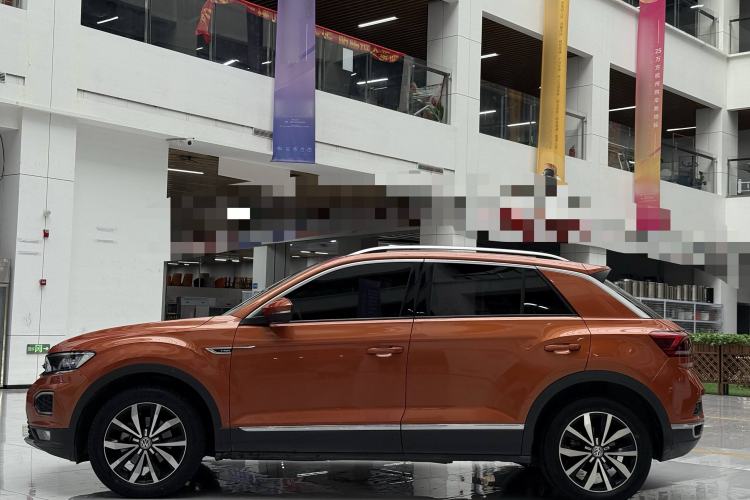 Used Volkswagen T-ROC 2018 280TSI DSG Two-Wheel-Drive Comfort Version China V Standard Exterior 3