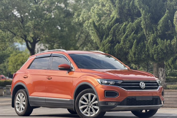 Used Volkswagen T-ROC 2018 280TSI DSG Two-Wheel Drive Advanced Version China V Emission Standard Exterior 3