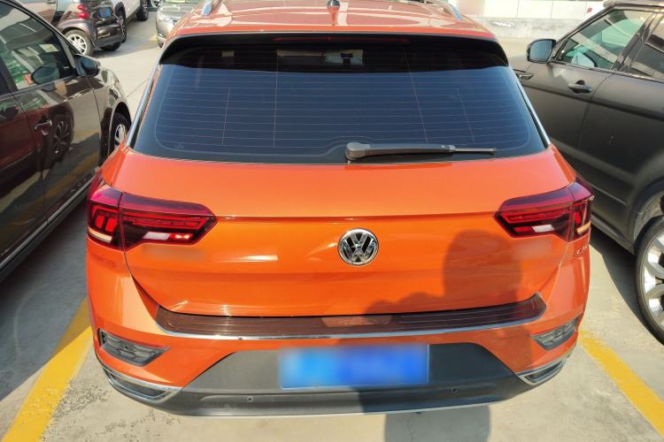 Used Volkswagen T-ROC 2018 280TSI DSG Two-Wheel-Drive Comfort Version China V Standard Exterior 4