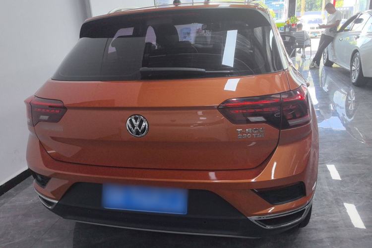Used Volkswagen T-ROC 2018 230TSI DSG Two-Wheel Drive Advanced Version China V Standard Exterior 4