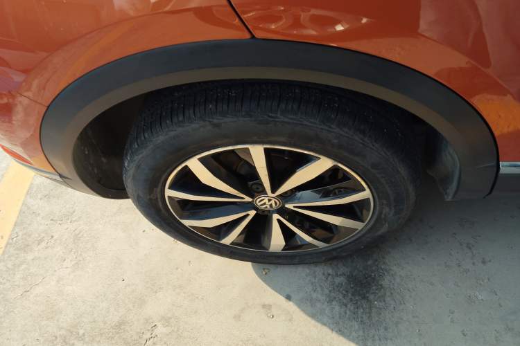 Used Volkswagen T-ROC 2018 280TSI DSG Two-Wheel-Drive Comfort Version China V Standard Exterior 8