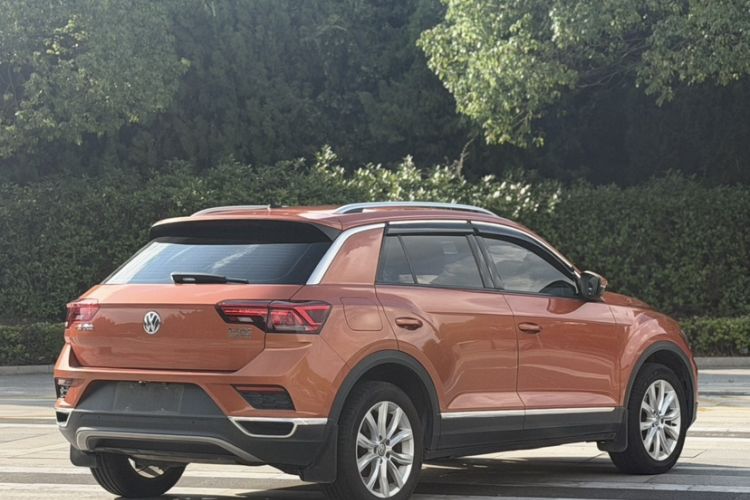 Used Volkswagen T-ROC 2018 280TSI DSG Two-Wheel Drive Advanced Version China V Emission Standard Exterior 9