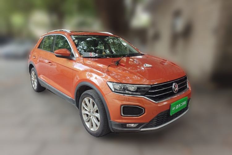 Used Volkswagen T-ROC 2018 230TSI DSG Two-Wheel Drive Advanced Version China V Standard Front Right 45 Deg