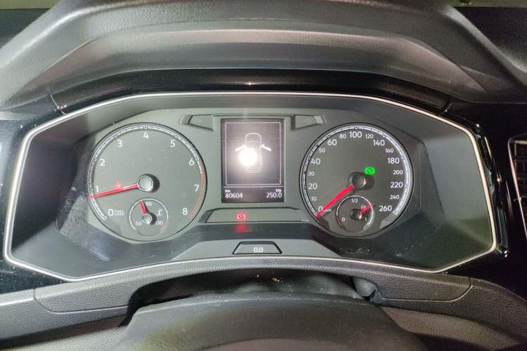 Used Volkswagen T-ROC 2018 280TSI DSG Two-Wheel-Drive Comfort Version China V Standard Instrument Cluster