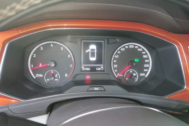 Used Volkswagen T-ROC 2018 280TSI DSG Two-Wheel-Drive Comfort Version China V Standard Instrument Cluster