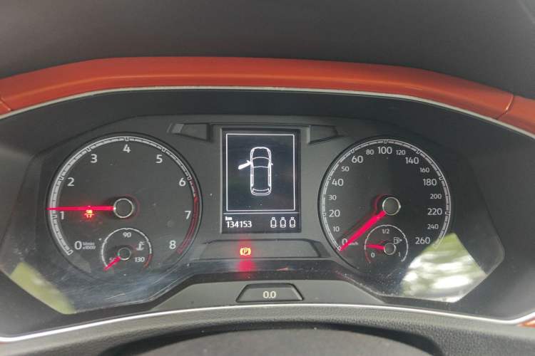 Used Volkswagen T-ROC 2018 230TSI DSG Two-Wheel Drive Advanced Version China V Standard Instrument Cluster