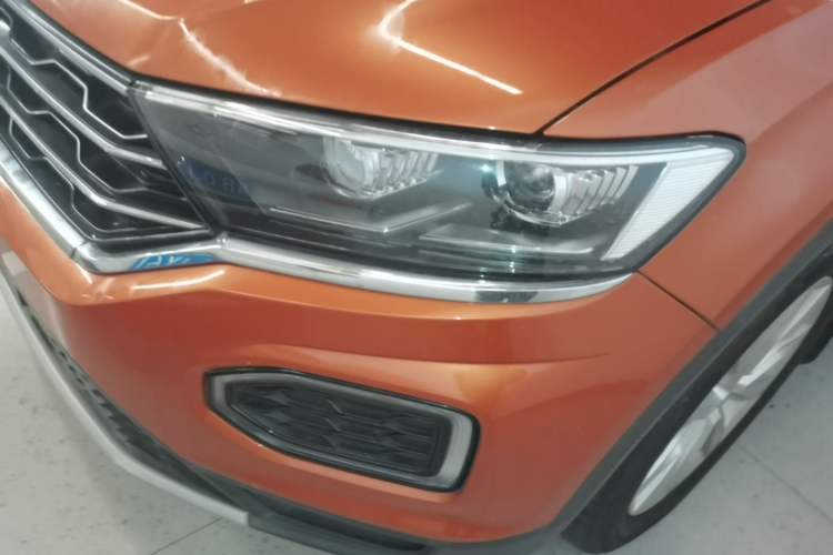 Used Volkswagen T-ROC 2018 280TSI DSG Two-Wheel Drive Advanced Version China V Emission Standard Left Front Headlight