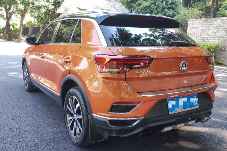 Used Volkswagen T-ROC 2018 280TSI DSG Two-Wheel-Drive Comfort Version China V Standard Left Side
