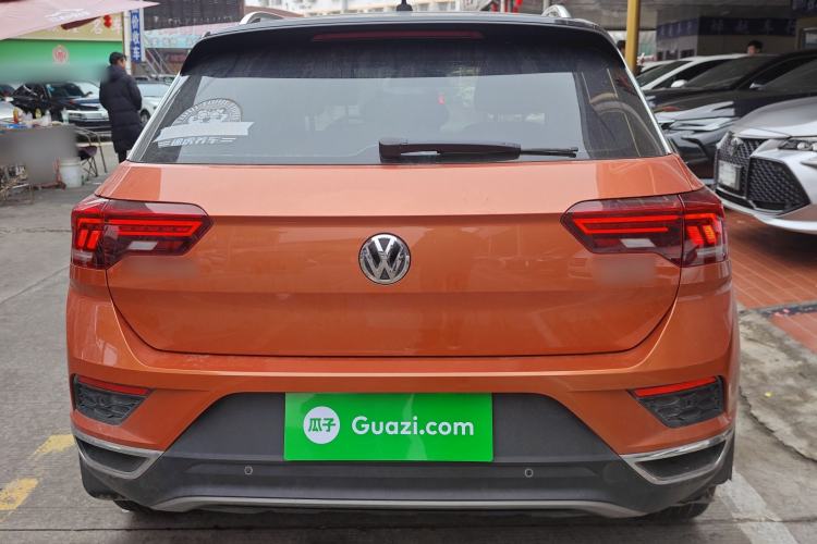 Used Volkswagen T-ROC 2018 280TSI DSG Two-Wheel-Drive Comfort Version China V Standard Rear