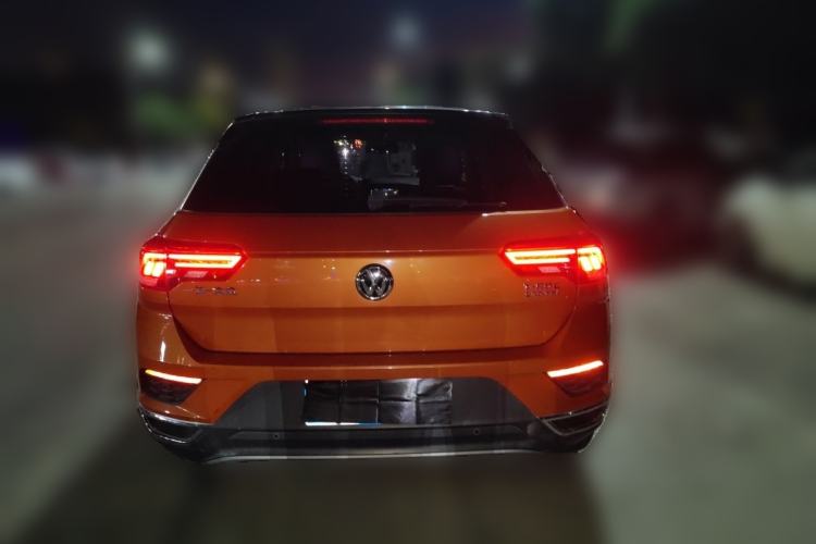 Used Volkswagen T-ROC 2018 230TSI DSG Two-Wheel Drive Advanced Version China V Standard Rear