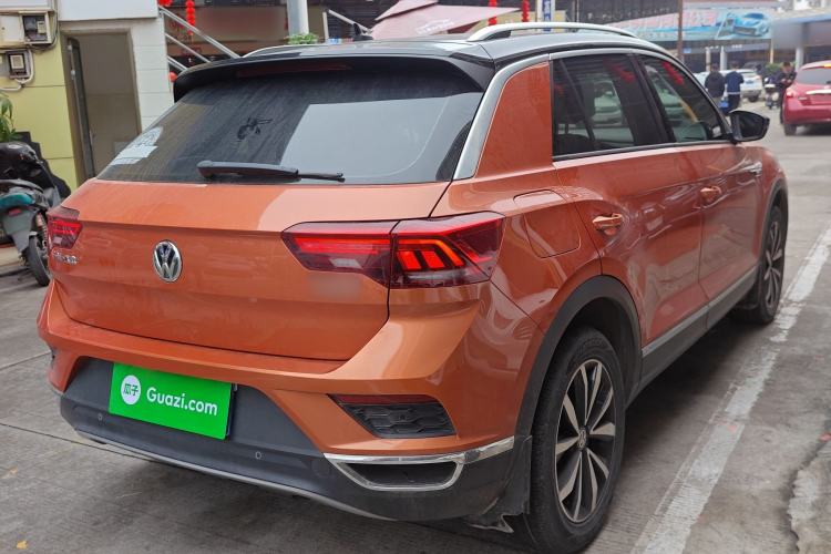 Used Volkswagen T-ROC 2018 280TSI DSG Two-Wheel-Drive Comfort Version China V Standard Rear Right 45 Deg