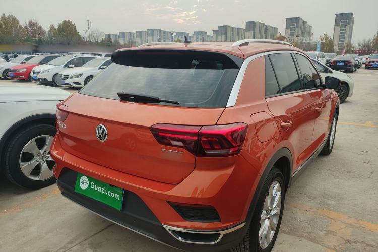Used Volkswagen T-ROC 2018 280TSI DSG Two-Wheel Drive Advanced Version China V Emission Standard Rear Right 45 Deg