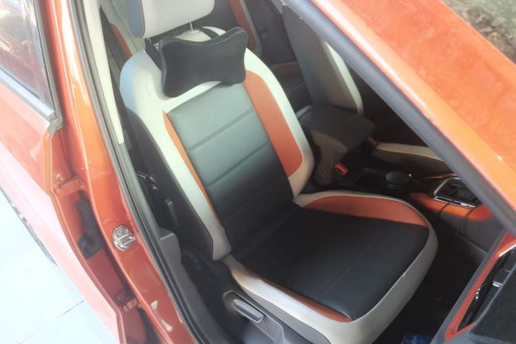 Used Volkswagen T-ROC 2018 280TSI DSG Two-Wheel-Drive Comfort Version China V Standard Right Front Seat