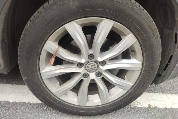Used Volkswagen T-ROC 2018 230TSI DSG Two-Wheel Drive Advanced Version China V Standard Right Front Wheel Hub