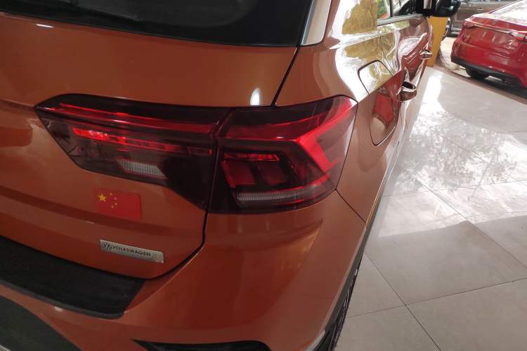 Used Volkswagen T-ROC 2018 280TSI DSG Two-Wheel-Drive Comfort Version China V Standard Right Rear Taillight