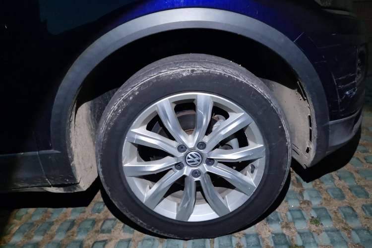 Used Volkswagen T-ROC 2018 230TSI DSG Two-Wheel Drive Advanced Version China V Standard Right Front Wheel Hub