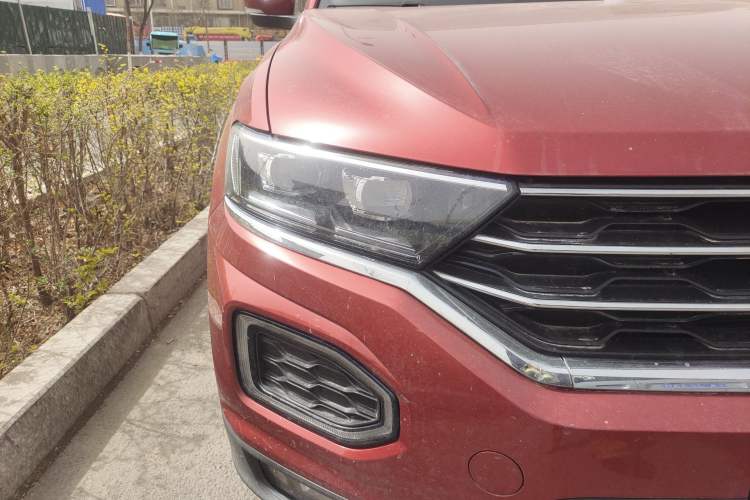 Used Volkswagen T-ROC 2018 280TSI DSG Two-Wheel-Drive Comfort Version China V Standard Right Front Headlight