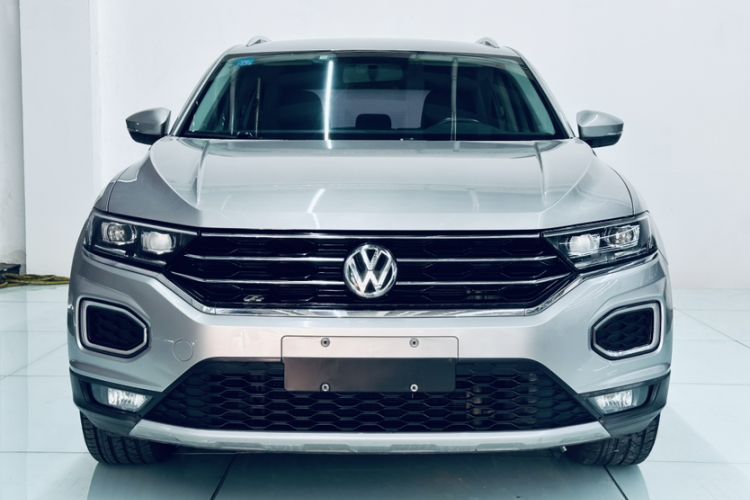 Used Volkswagen T-ROC 2018 230TSI DSG Two-Wheel Drive Advanced Version China V Standard Exterior 2