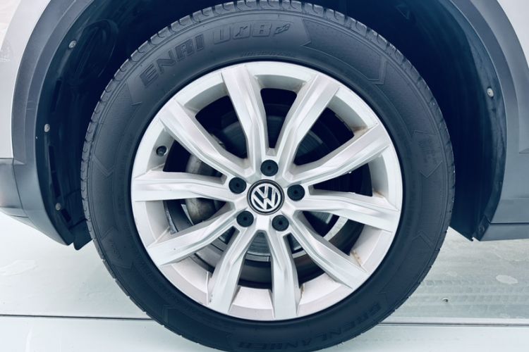 Used Volkswagen T-ROC 2018 230TSI DSG Two-Wheel Drive Advanced Version China V Standard Interior 10