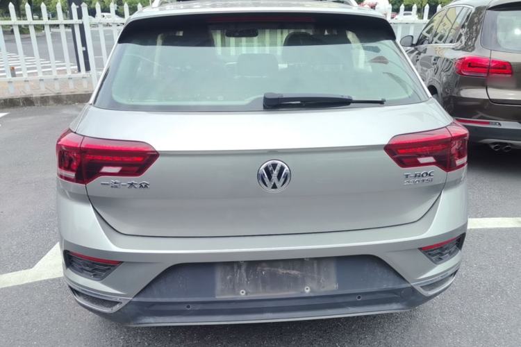 Used Volkswagen T-ROC 2018 230TSI DSG Two-Wheel Drive Advanced Version China V Standard Rear