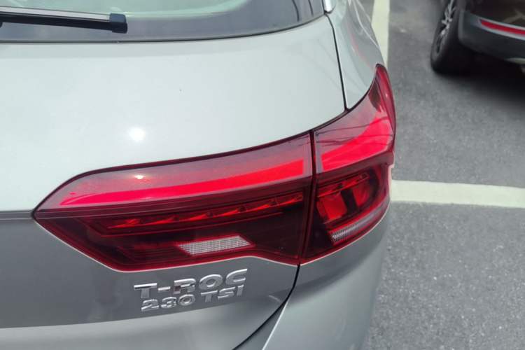 Used Volkswagen T-ROC 2018 230TSI DSG Two-Wheel Drive Advanced Version China V Standard Right Rear Taillight