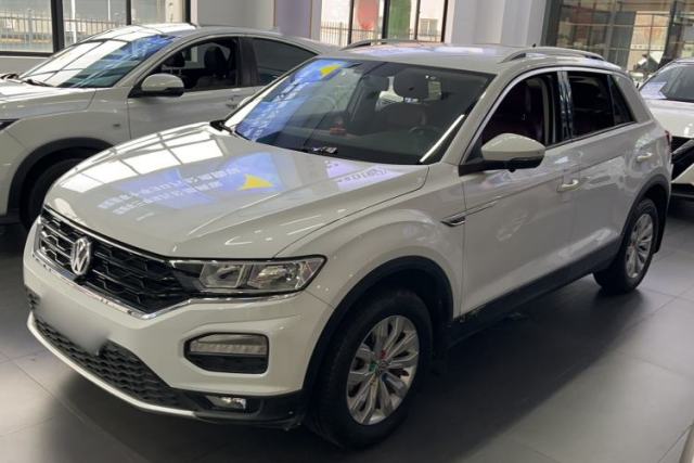 Used Volkswagen T-ROC 2018 230TSI DSG Two-Wheel Drive Fashion Edition China V Standard