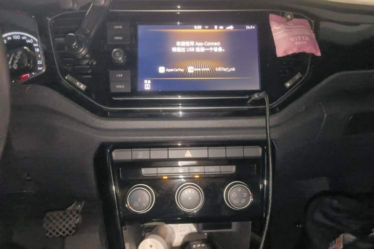 Used Volkswagen T-ROC 2018 280TSI DSG Two-Wheel Drive Comfort Version China VI Standard Audio And AC Panel