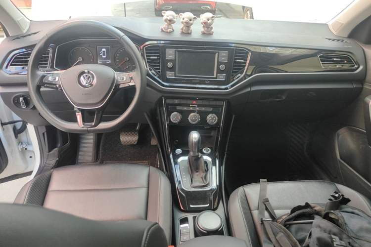 Used Volkswagen T-ROC 2018 280TSI DSG Two-Wheel-Drive Comfort Version China V Standard Center Console