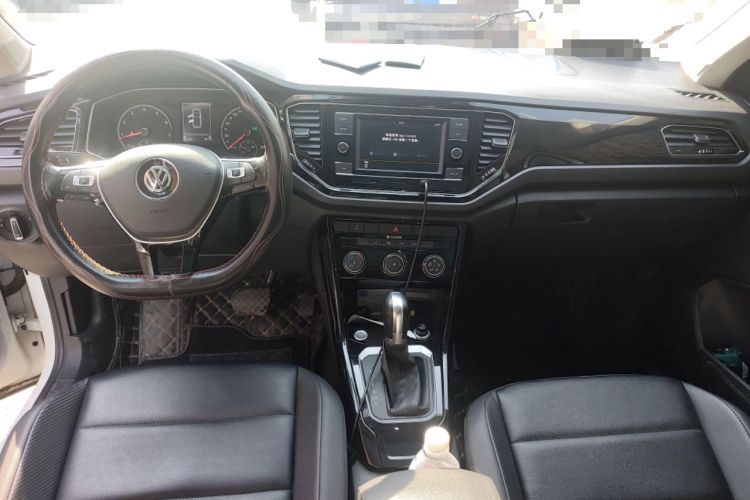 Used Volkswagen T-ROC 2018 280TSI DSG Two-Wheel-Drive Comfort Version China V Standard Center Console