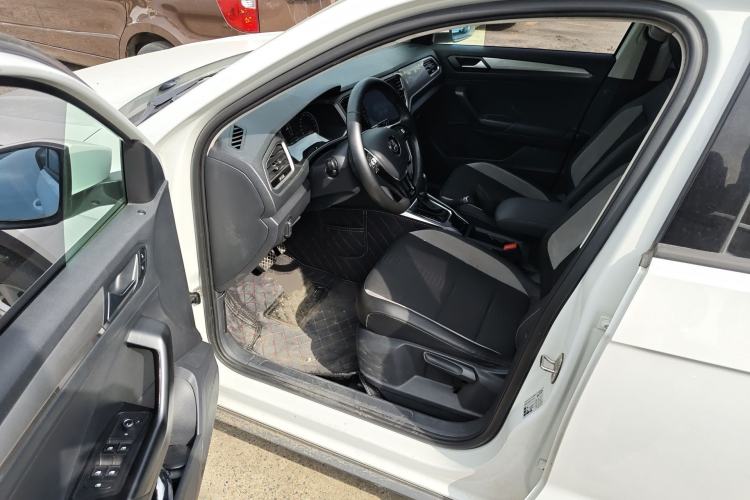 Used Volkswagen T-ROC 2018 230TSI DSG Two-Wheel Drive Advanced Version China V Standard Driver Seat