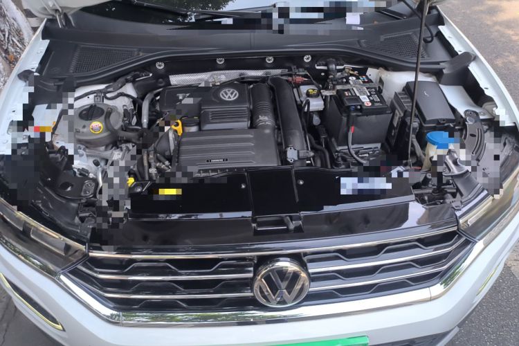 Used Volkswagen T-ROC 2018 280TSI DSG Two-Wheel-Drive Comfort Version China V Standard Engine Bay