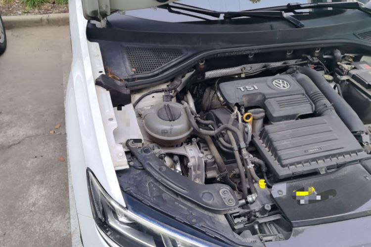 Used Volkswagen T-ROC 2018 280TSI DSG Two-Wheel-Drive Comfort Version China V Standard Engine Bay Right