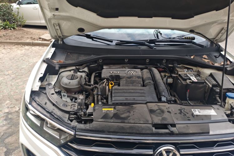 Used Volkswagen T-ROC 2018 280TSI DSG Two-Wheel-Drive Comfort Version China V Standard Engine Bay Right