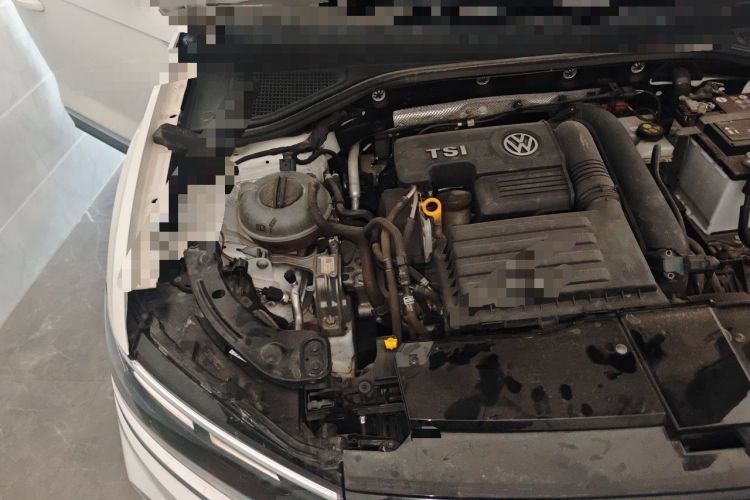 Used Volkswagen T-ROC 2018 280TSI DSG Two-Wheel-Drive Comfort Version China V Standard Engine Bay Right