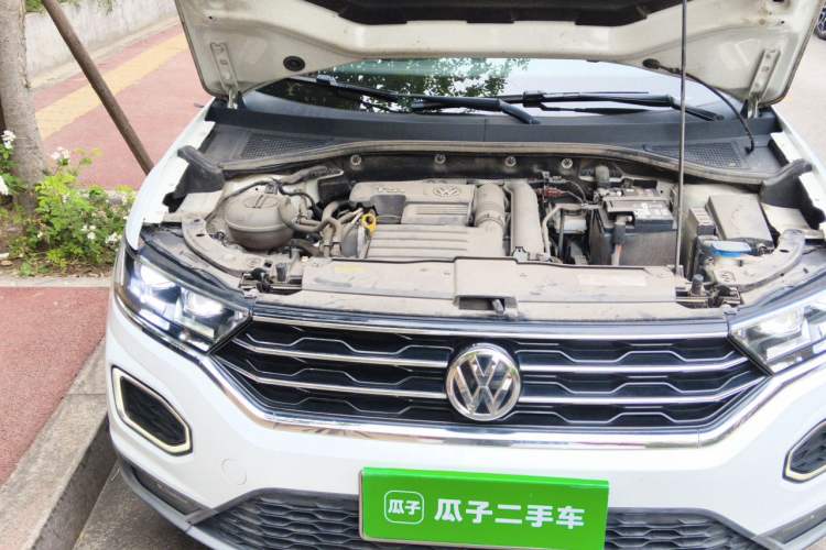Used Volkswagen T-ROC 2018 230TSI DSG Two-Wheel Drive Advanced Version China V Standard Engine Bay Right