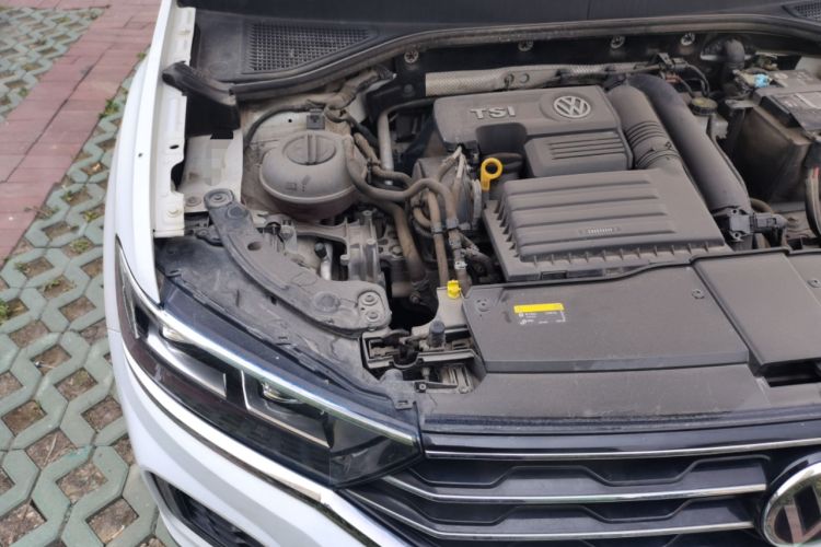 Used Volkswagen T-ROC 2018 280TSI DSG Two-Wheel-Drive Comfort Version China V Standard Engine Bay Right