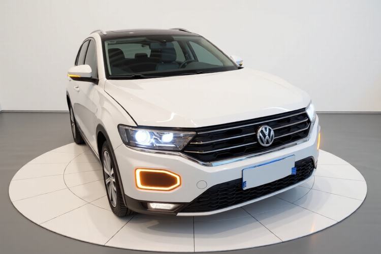 Used Volkswagen T-ROC 2018 230TSI DSG Two-Wheel Drive Advanced Version China VI Standard Exterior 1