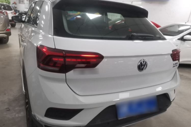 Used Volkswagen T-ROC 2018 280TSI DSG Two-Wheel Drive Comfort Version China VI Standard Exterior 2