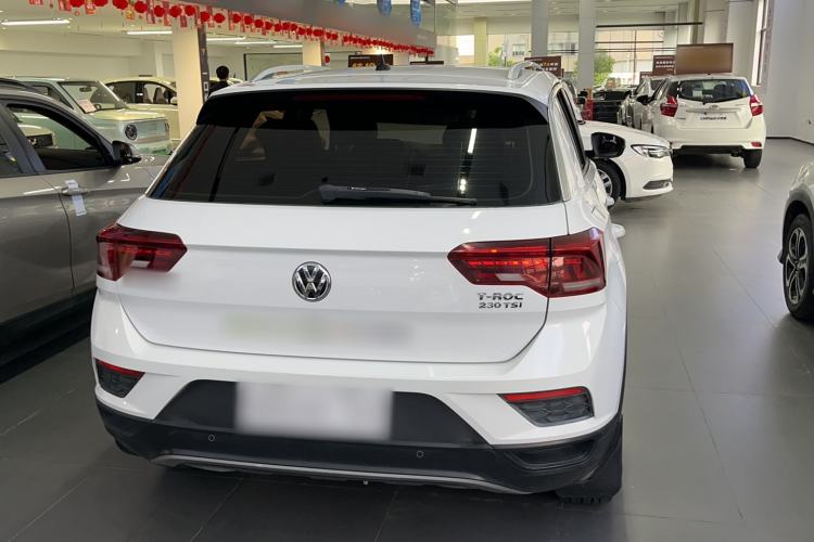 Used Volkswagen T-ROC 2018 230TSI DSG Two-Wheel Drive Fashion Edition China V Standard Exterior 4