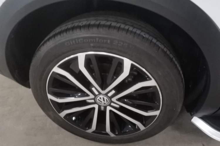 Used Volkswagen T-ROC 2018 280TSI DSG Two-Wheel Drive Comfort Version China VI Standard Exterior 5