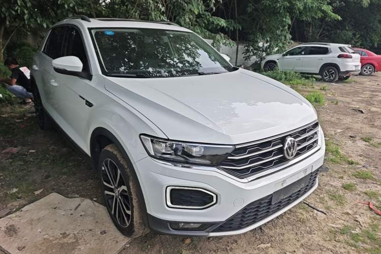 Used Volkswagen T-ROC 2018 280TSI DSG Two-Wheel-Drive Comfort Version China V Standard Front Right 45 Deg