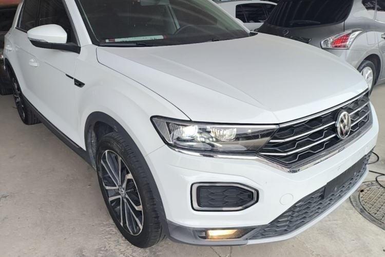 Used Volkswagen T-ROC 2018 280TSI DSG Two-Wheel Drive Comfort Version China VI Standard Front Right 45 Deg