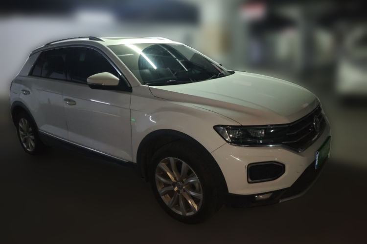 Used Volkswagen T-ROC 2018 230TSI DSG Two-Wheel Drive Advanced Version China VI Standard Front Right 45 Deg